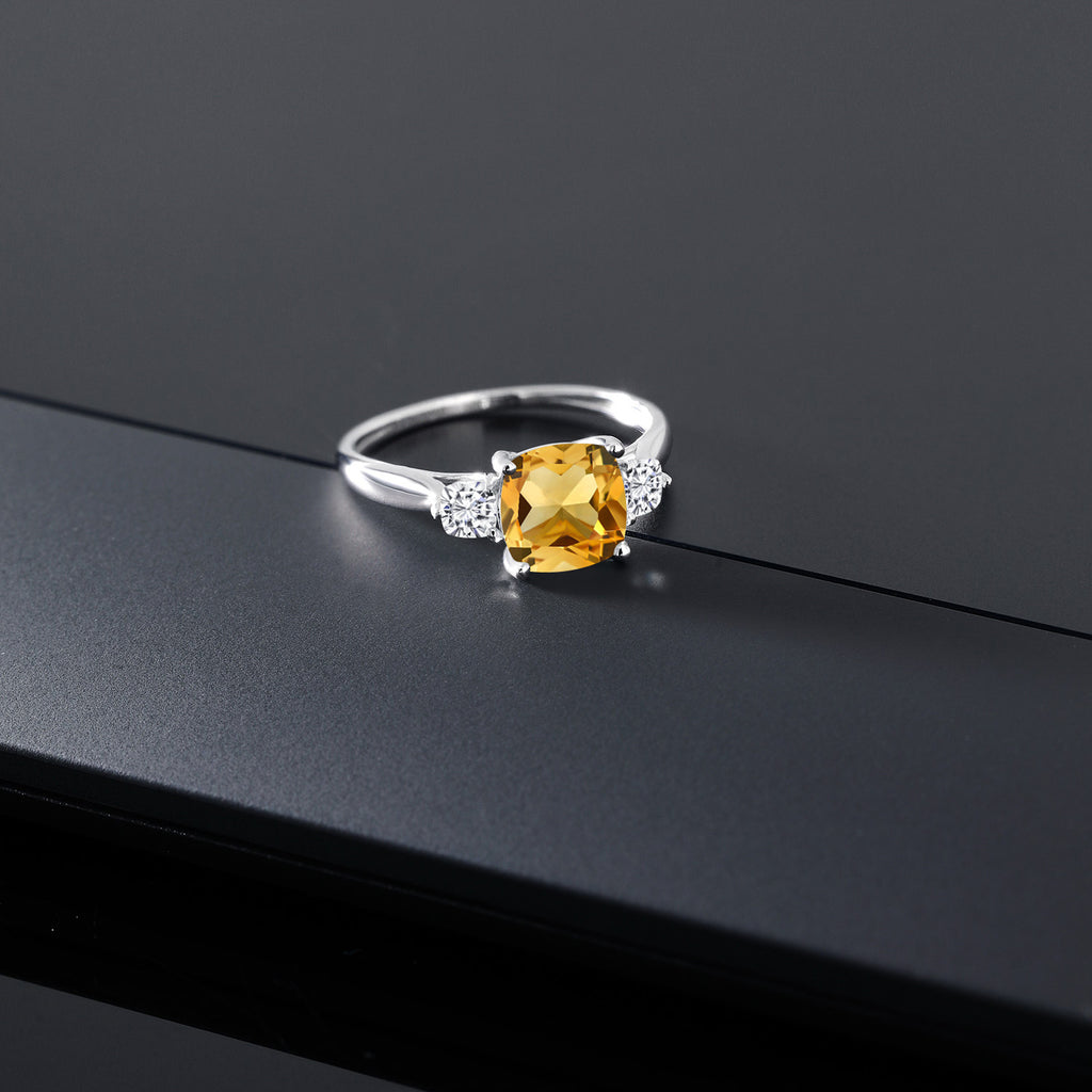 Ring in 10K White Gold