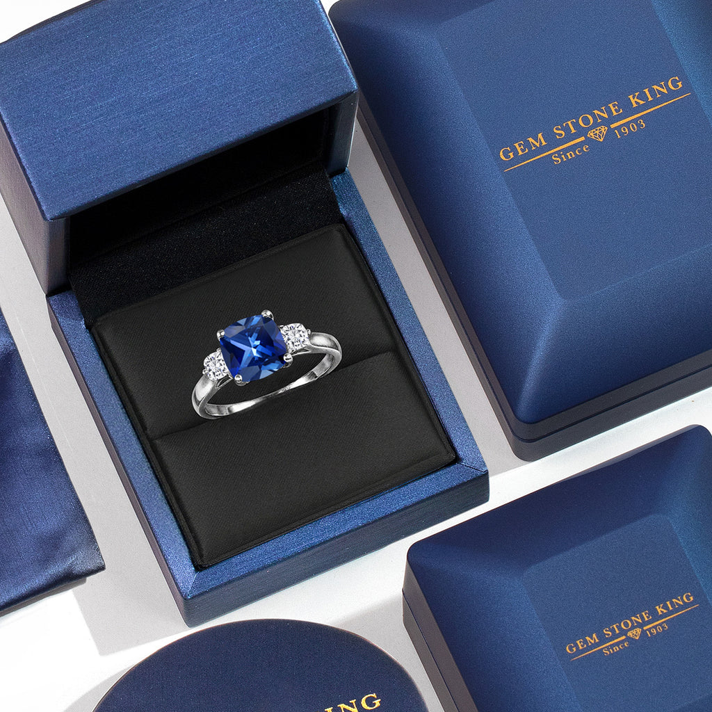 Ring in 10K White Gold