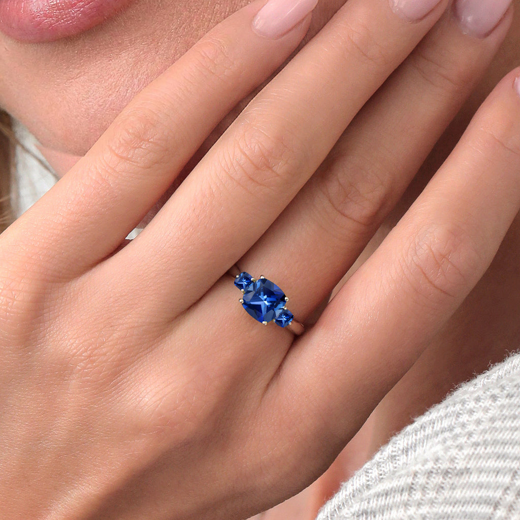 Ring in 10K White Gold