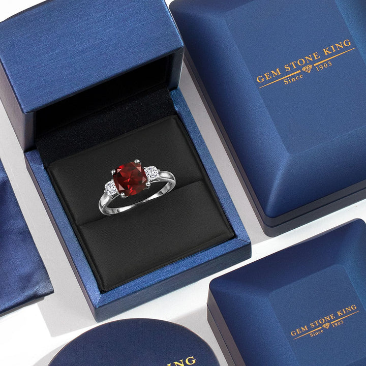 Ring in 10K White Gold
