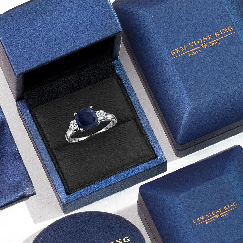 Ring in 10K White Gold