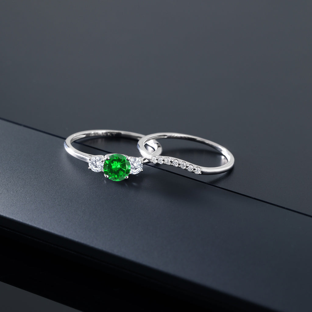 Ring in 10K White Gold
