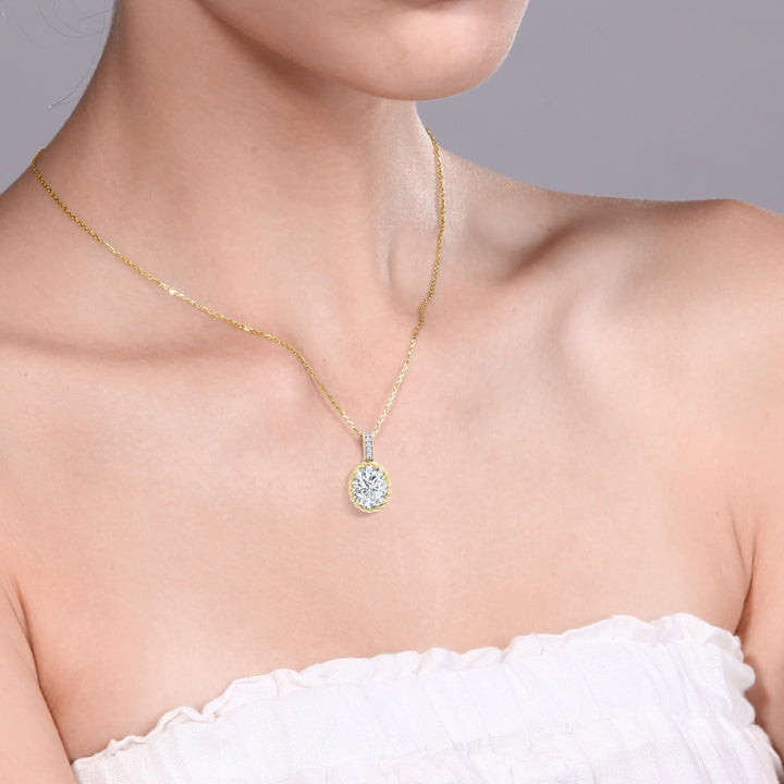 Pendant in 10K Yellow Gold