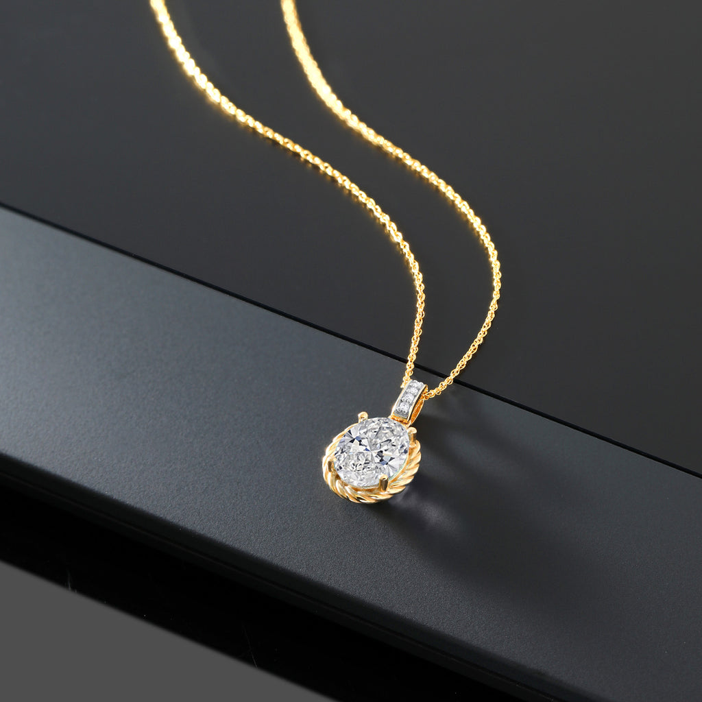Pendant in 10K Yellow Gold