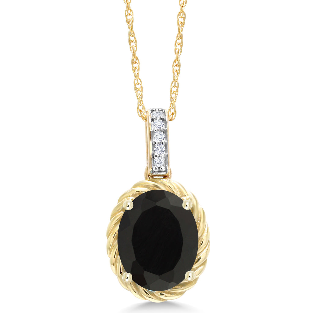 Onyx - December_Pendant in 10K Yellow Gold
