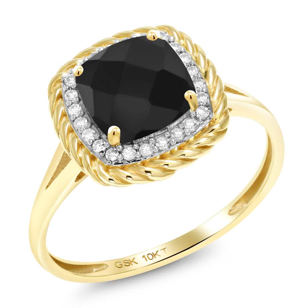 Onyx - December_5_Ring in 10K Yellow Gold