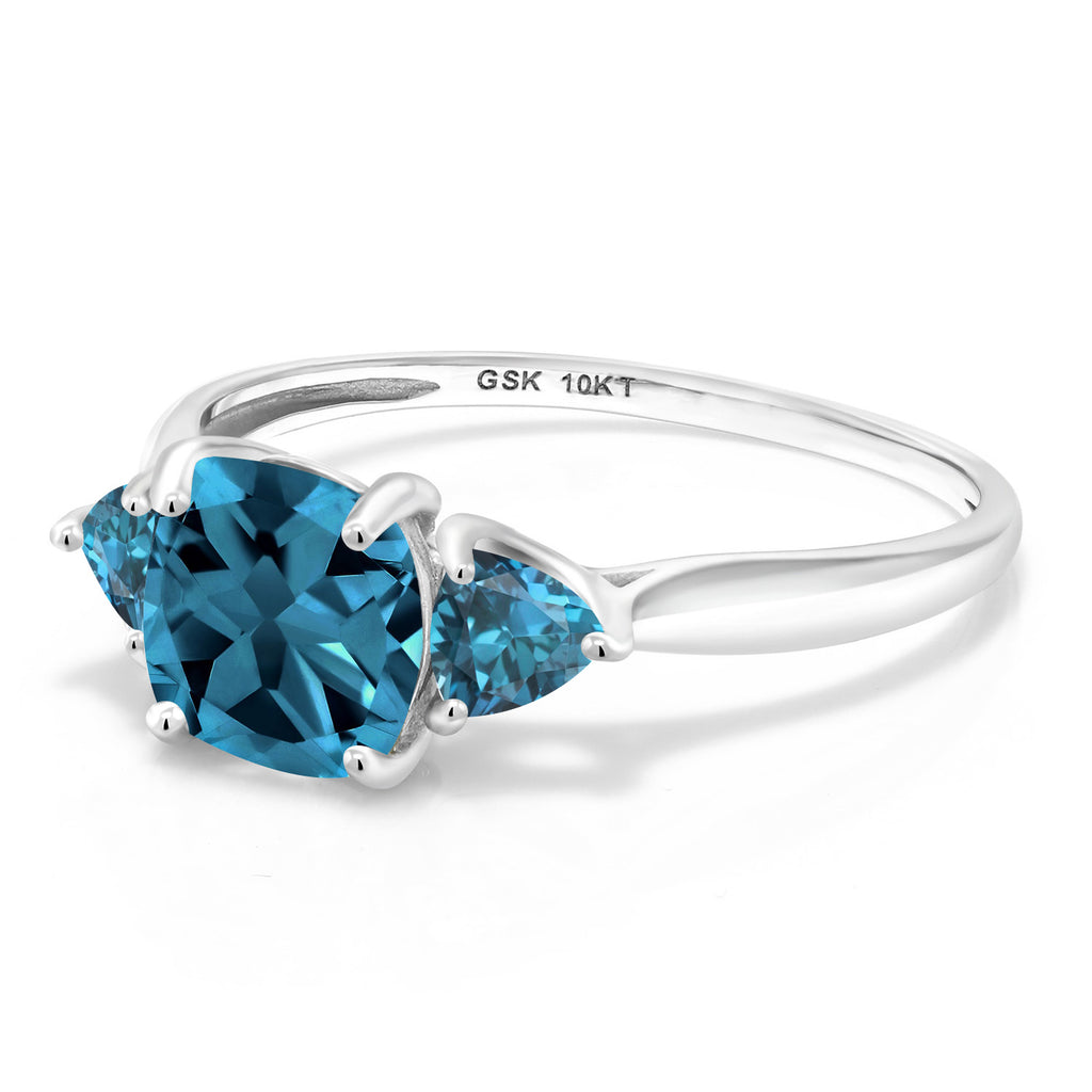Ring in 10K White Gold