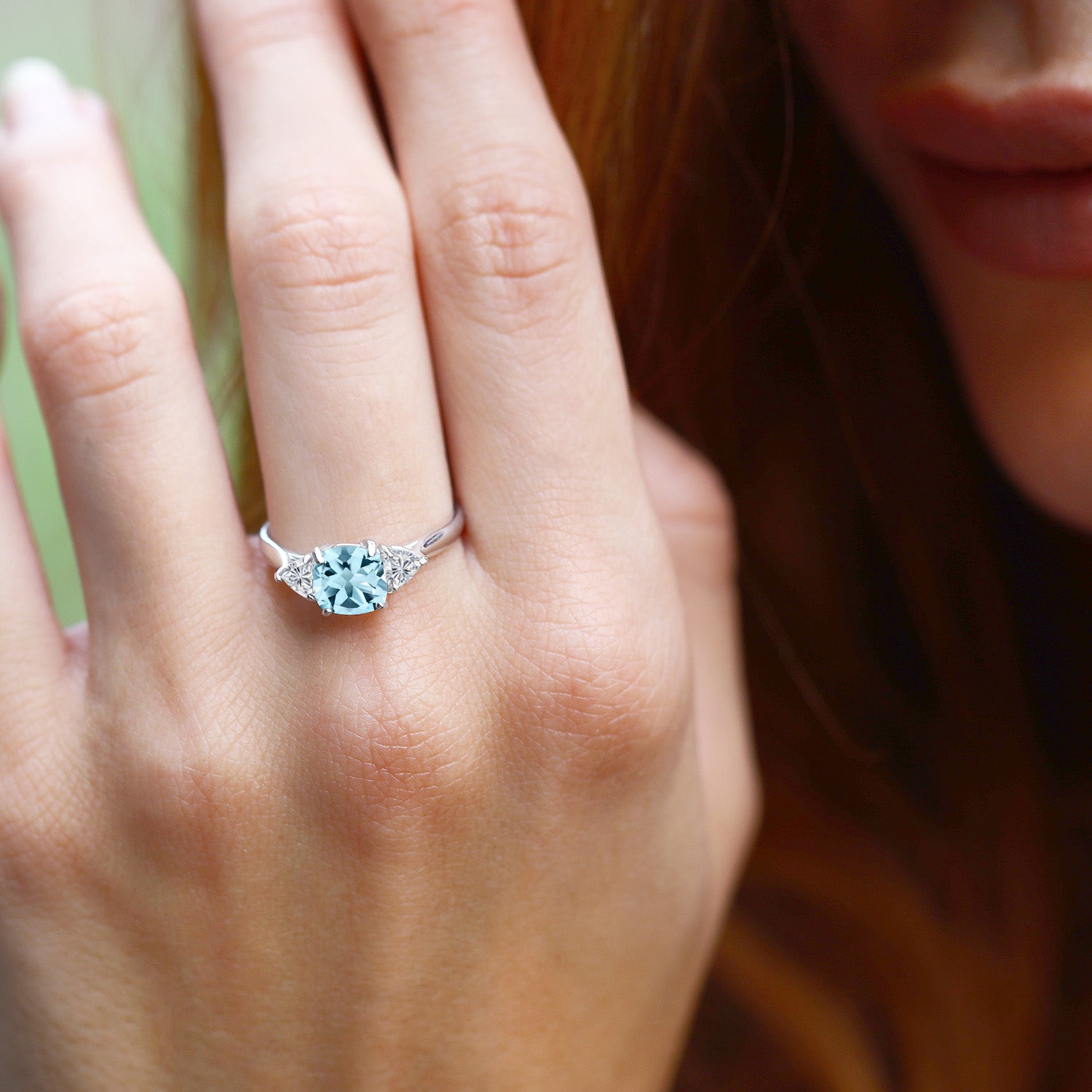 Ring in 10K White Gold