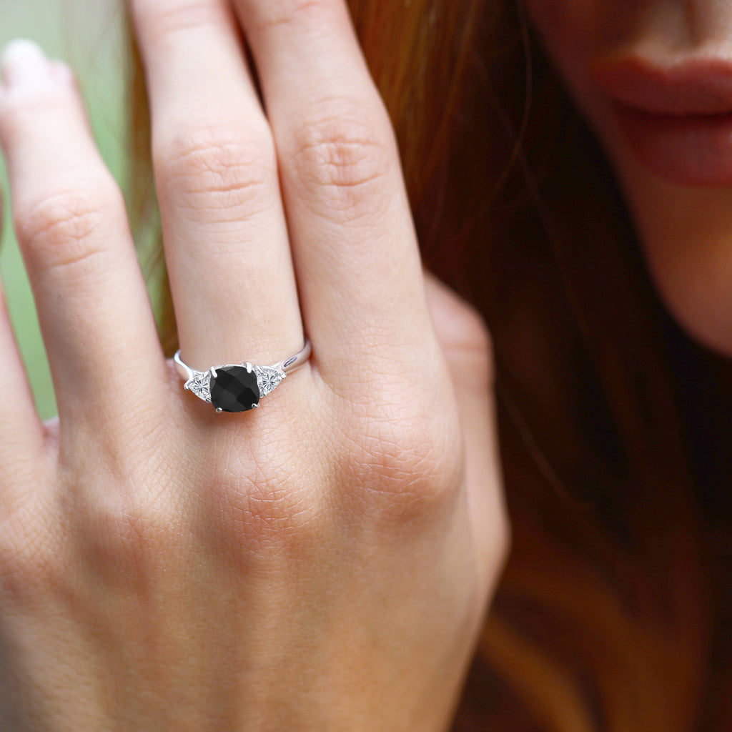 Ring in 10K White Gold