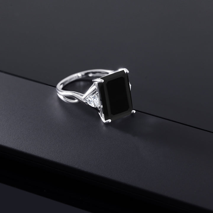 Ring in 10K White Gold