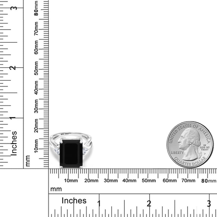 Ring in 10K White Gold