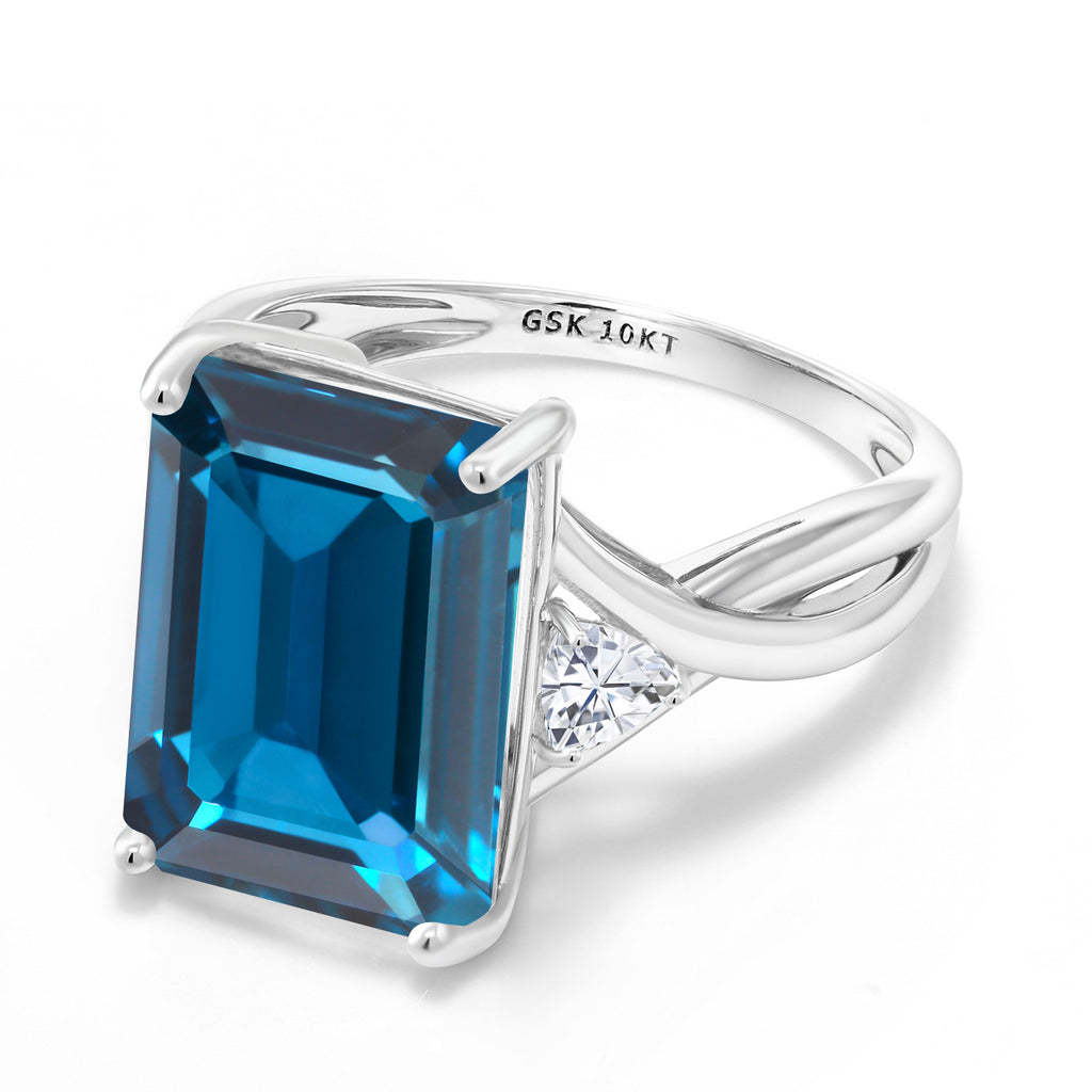 Ring in 10K White Gold