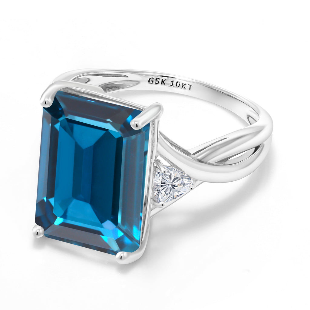 Ring in 10K White Gold