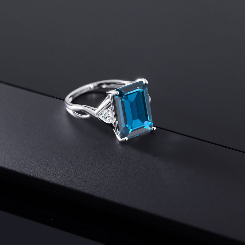 Ring in 10K White Gold