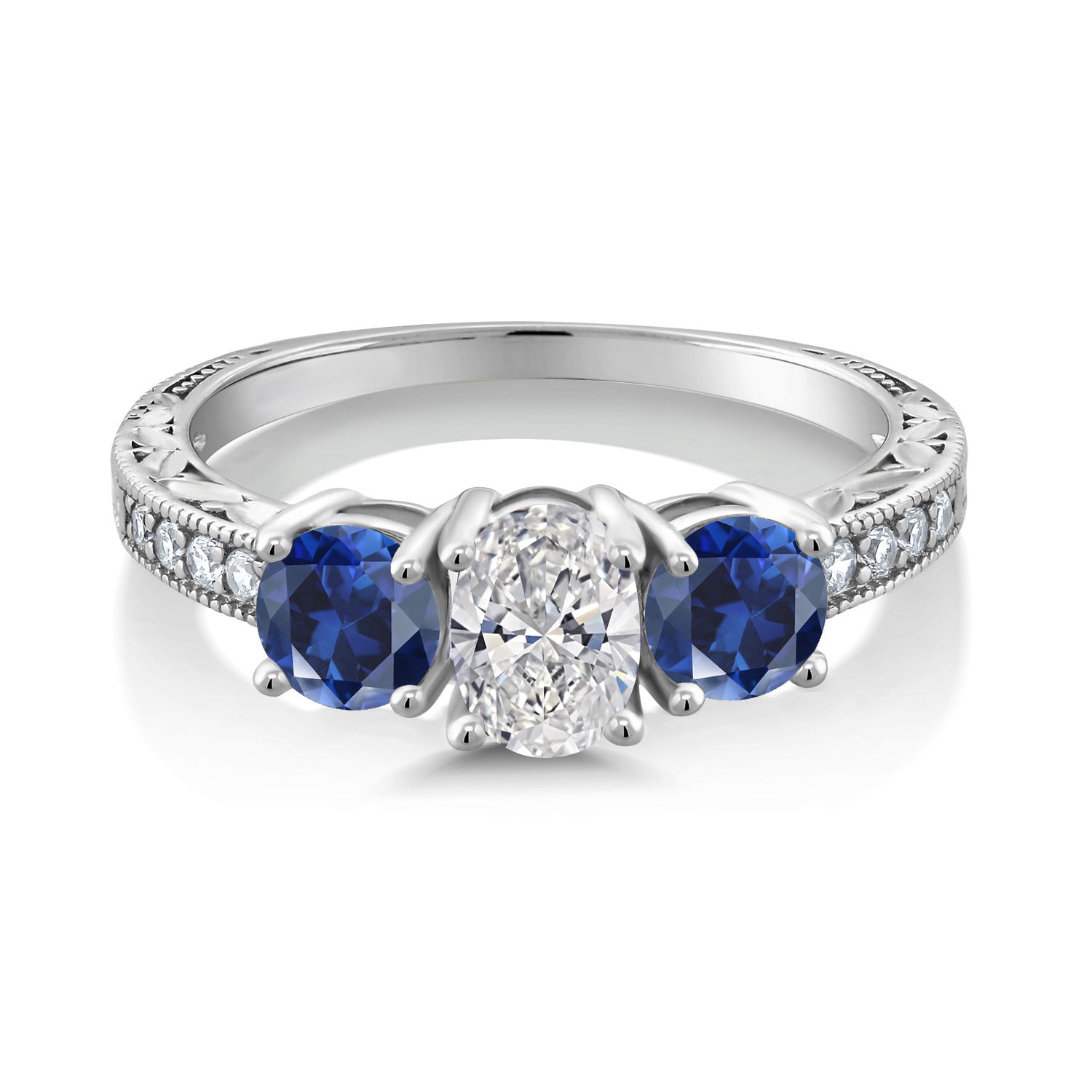 Ring in 10K White Gold