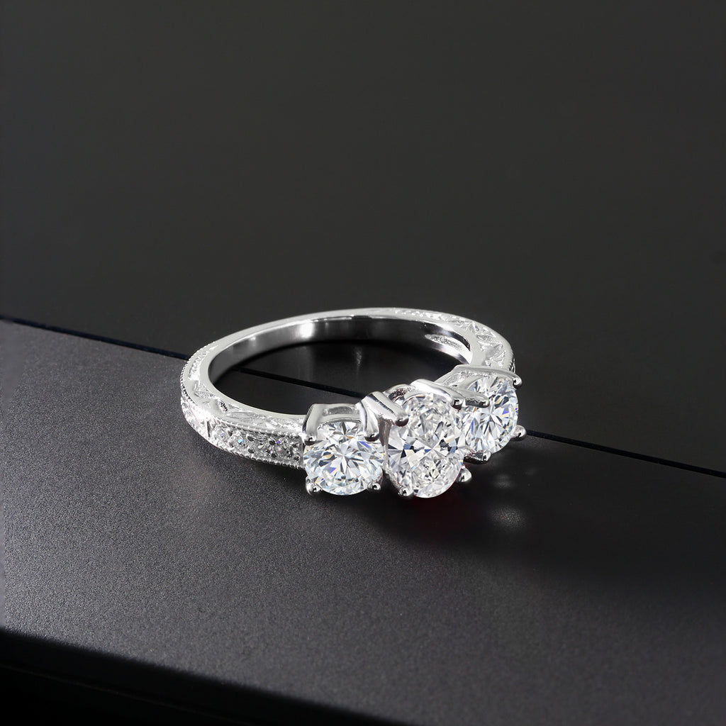 Ring in 10K White Gold