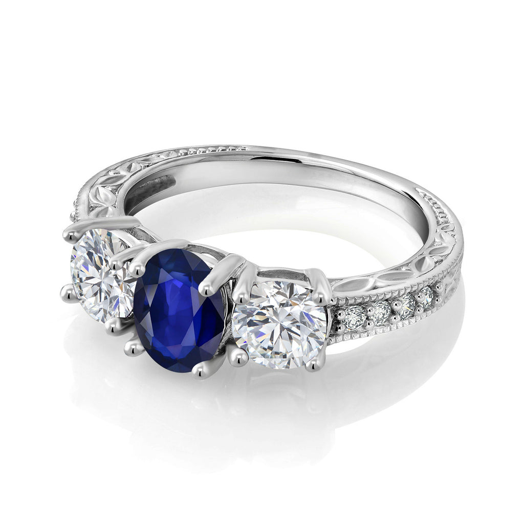 Ring in 10K White Gold