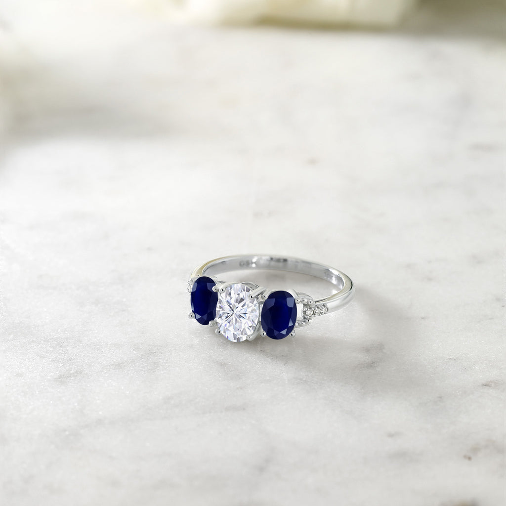 Ring in 10K White Gold