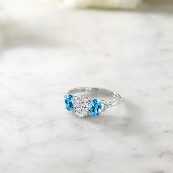 Ring in 10K White Gold