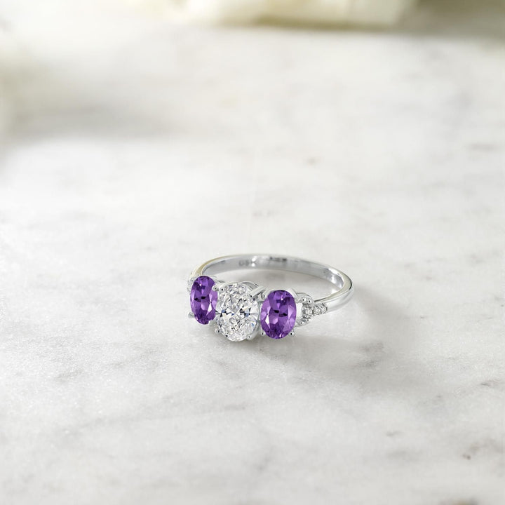 Ring in 10K White Gold