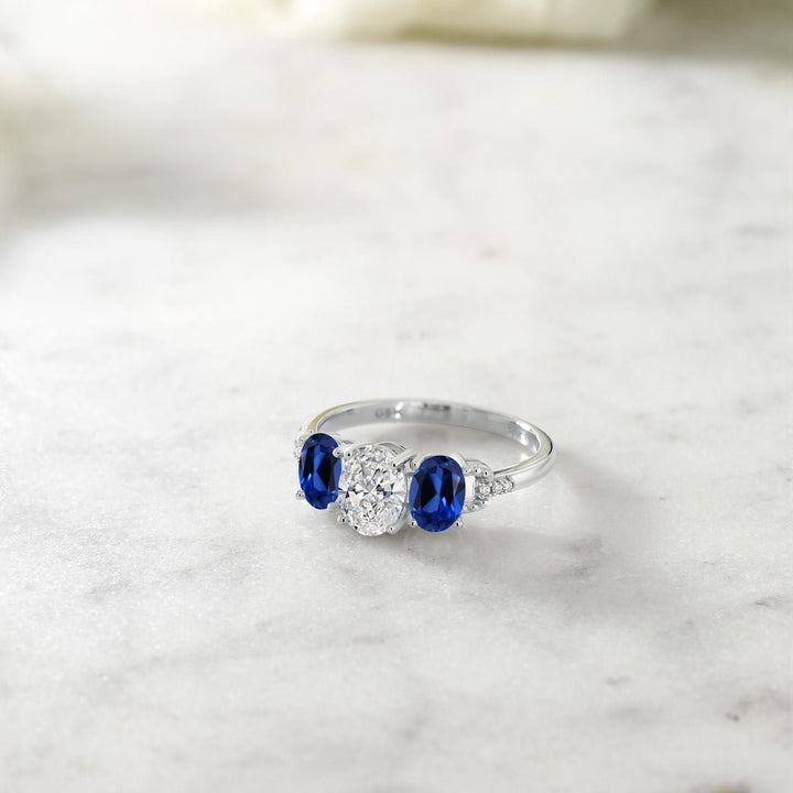 Ring in 10K White Gold