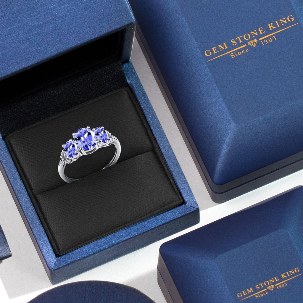Ring in 10K White Gold