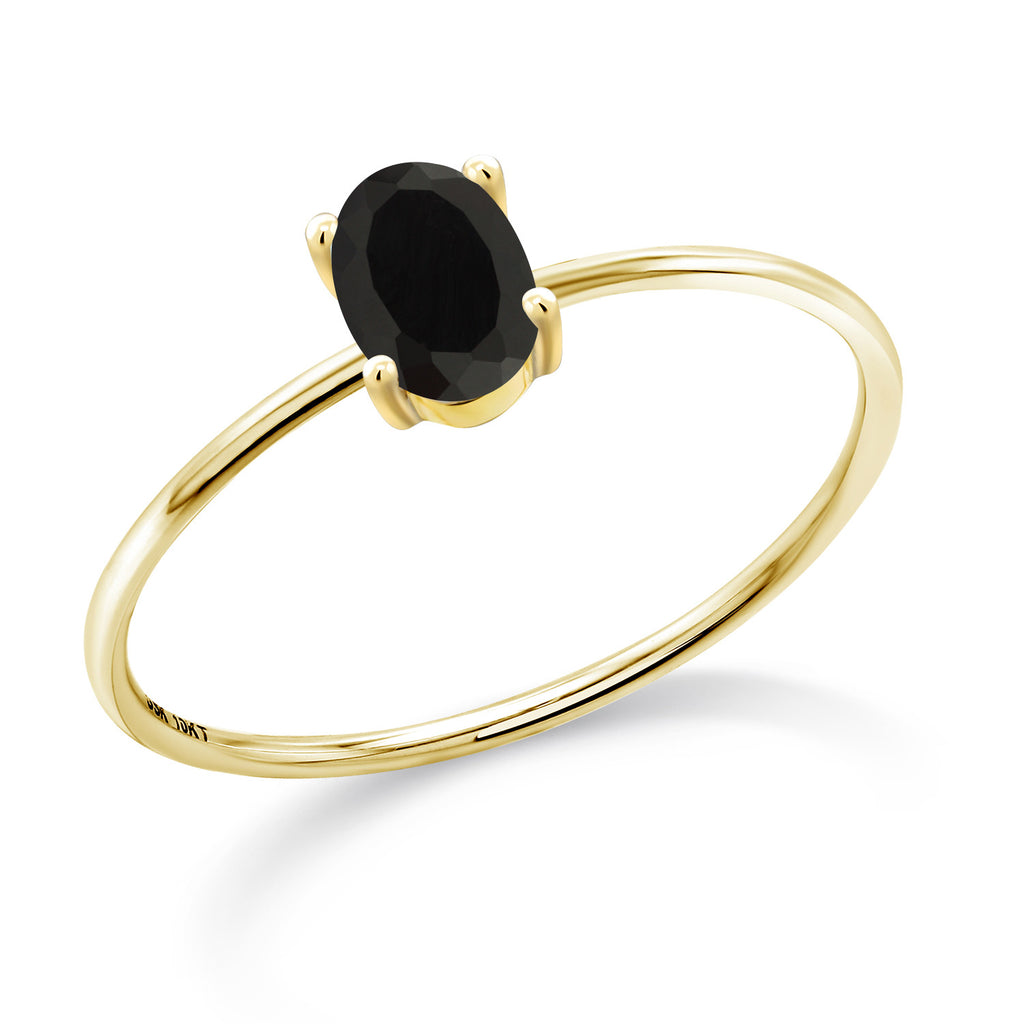 Onyx - December_7.5_Ring in 10K Yellow Gold