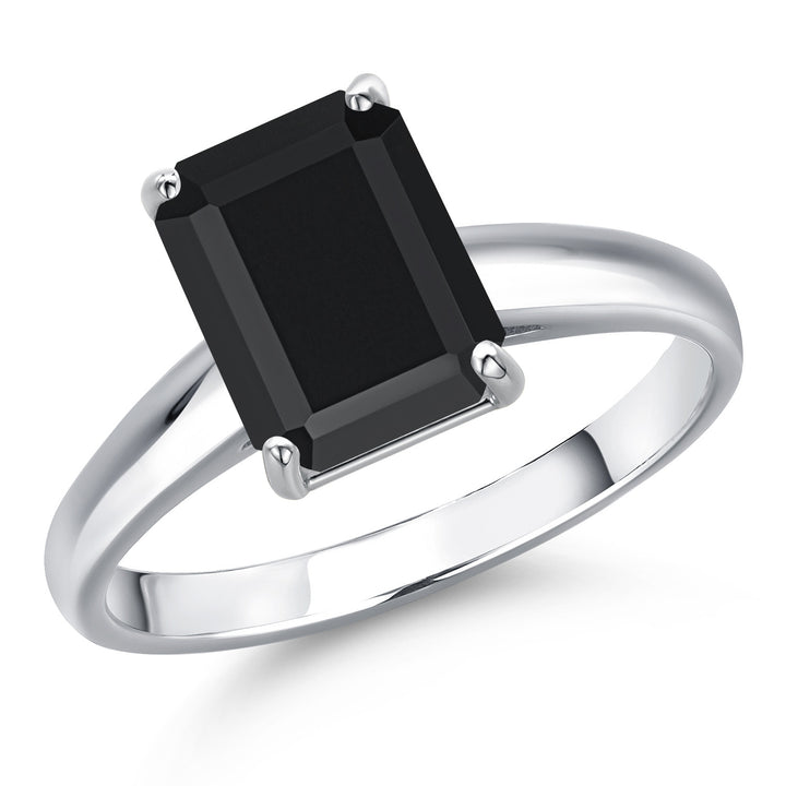 Onyx - December_8_Ring in 10K White Gold