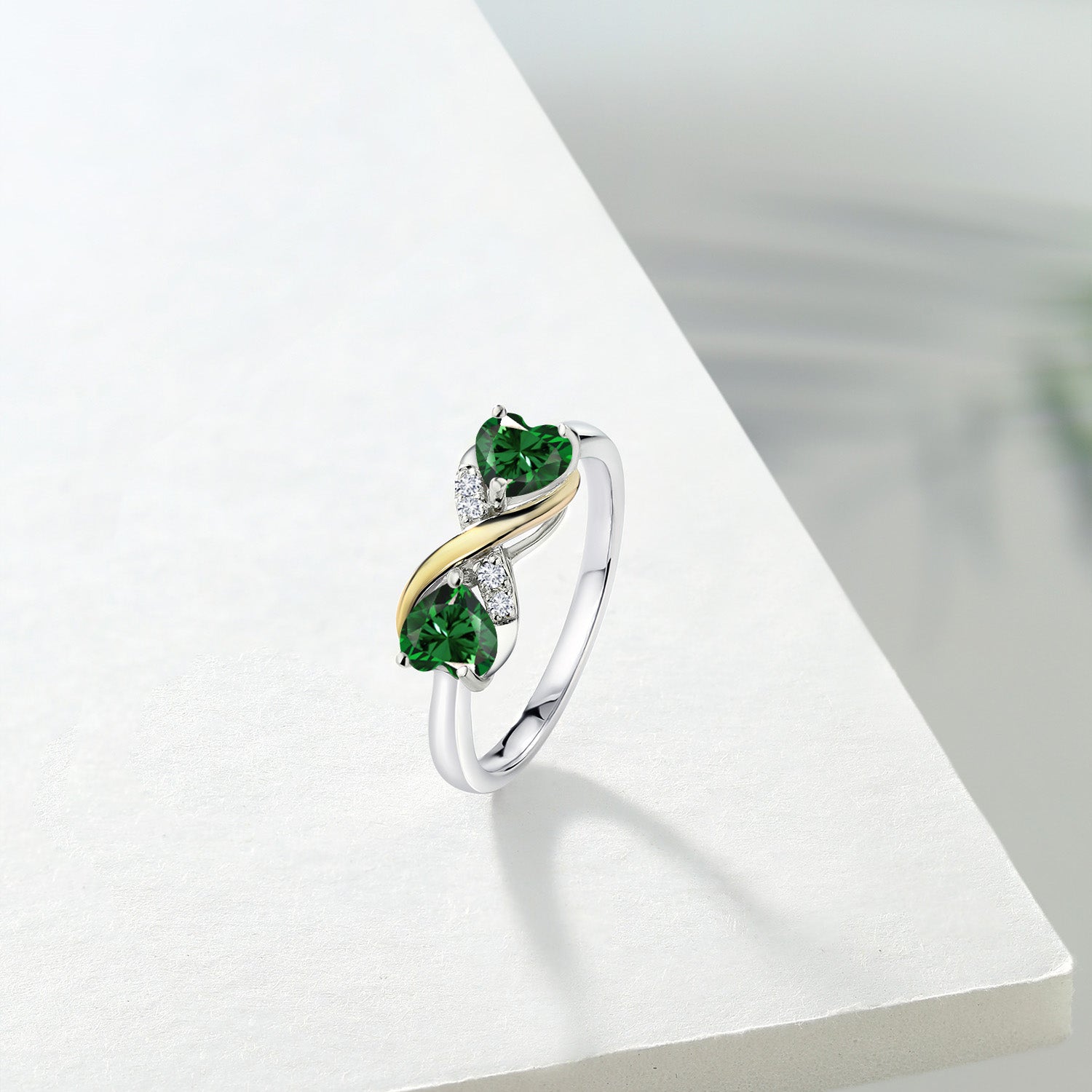 925 Sterling Silver and 10K Yellow Gold Green Nano Emerald and White Lab Grown Diamond Ring For Women (1.04 Cttw, Heart Shape 5MM, Available in size 5, 6, 7, 8, 9)