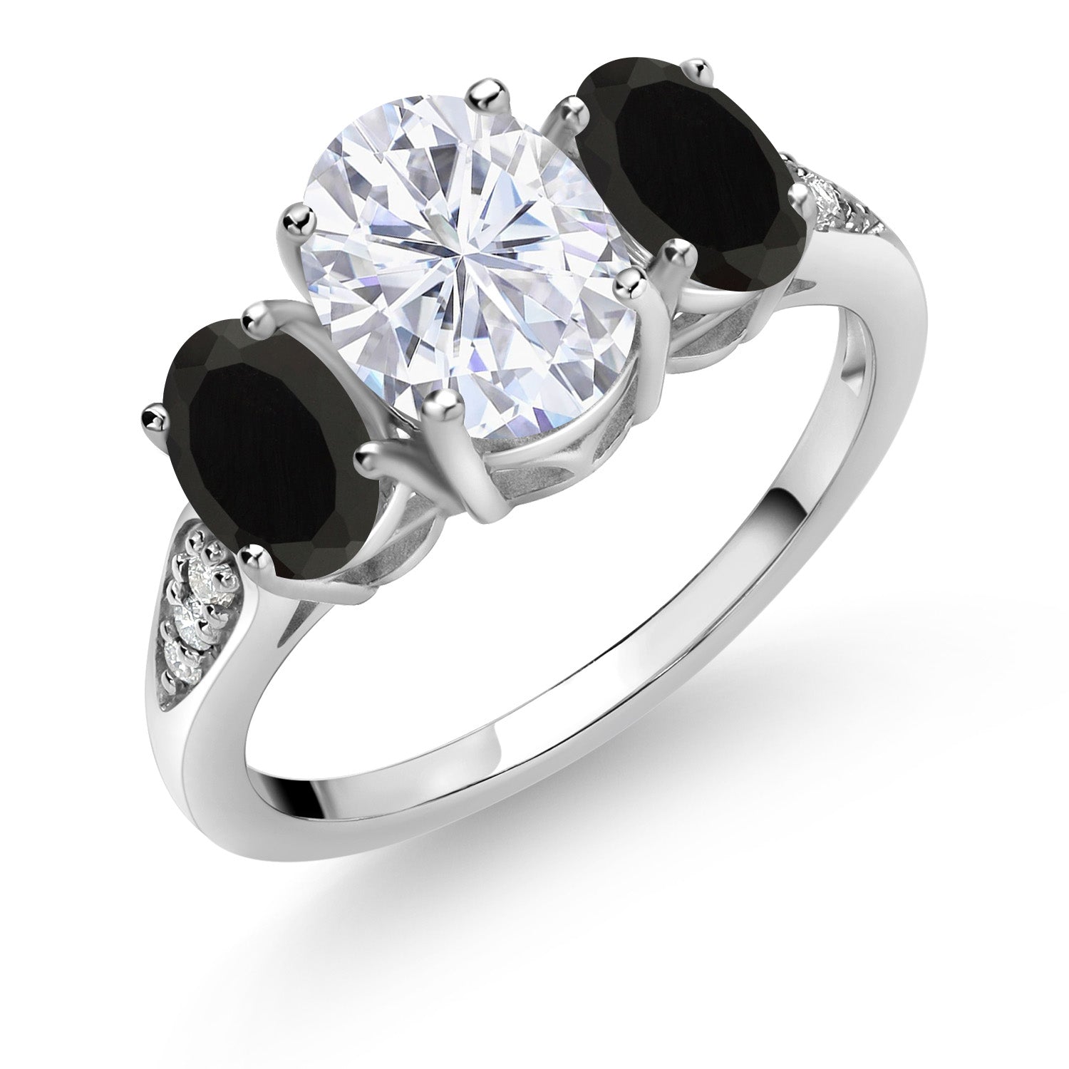 Onyx - December_5_Ring in 10K White Gold