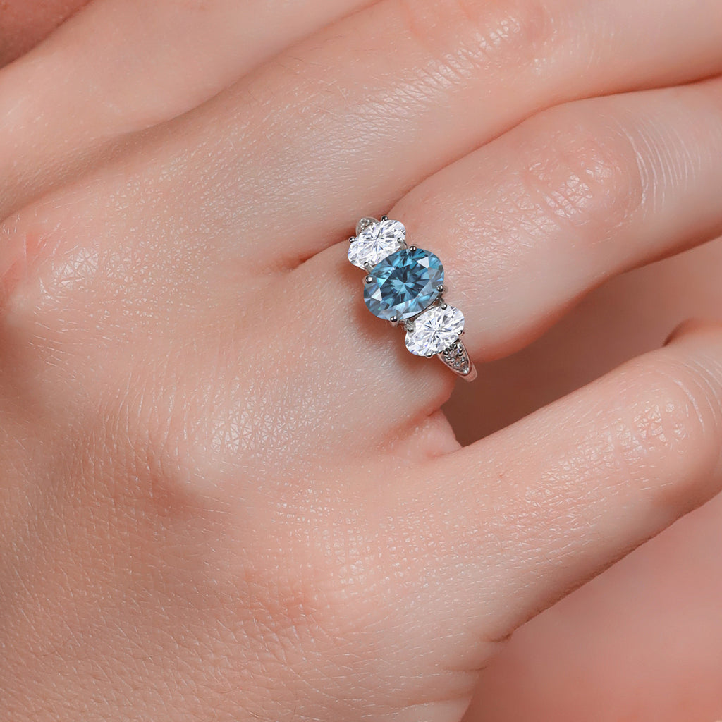 Ring in 10K White Gold