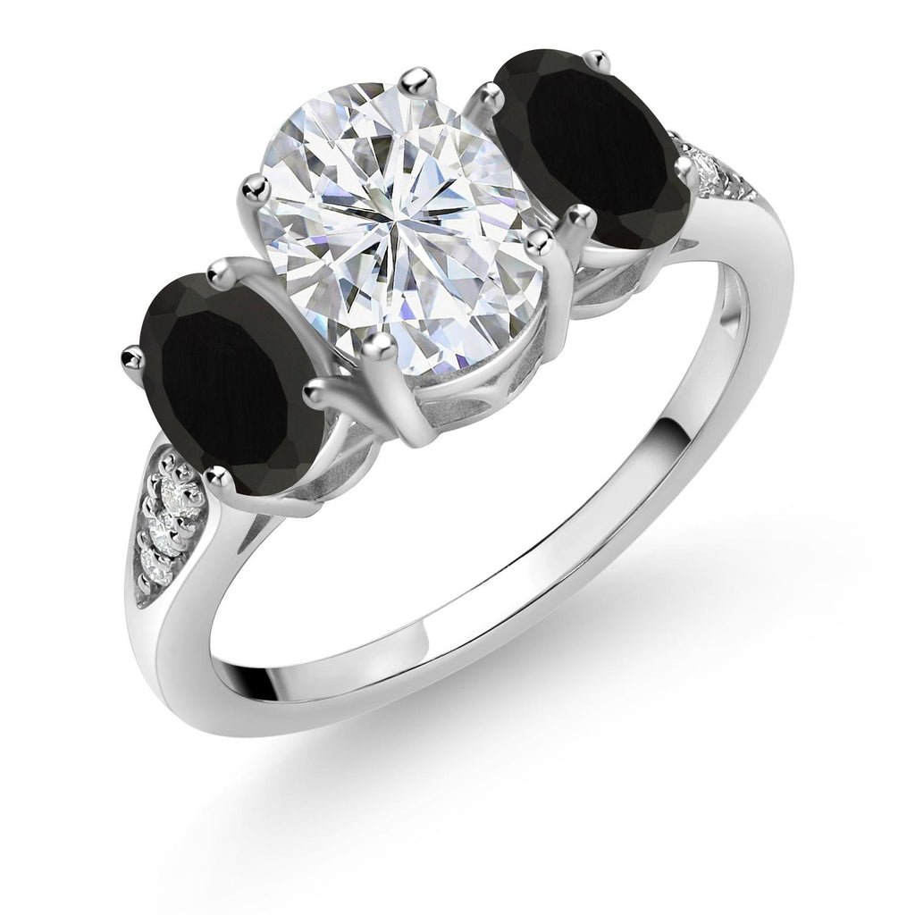Onyx - December_9_Ring in 10K White Gold