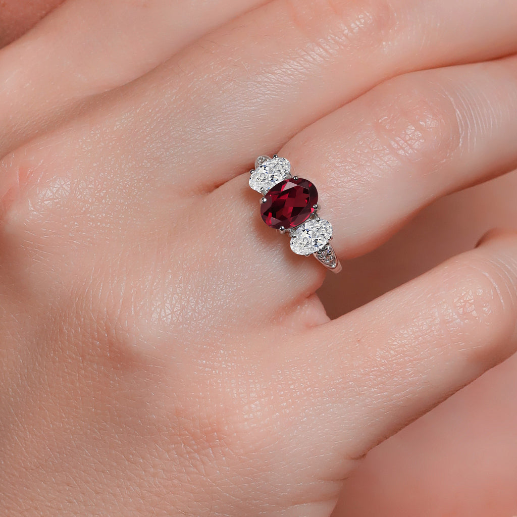 Ring in 10K White Gold