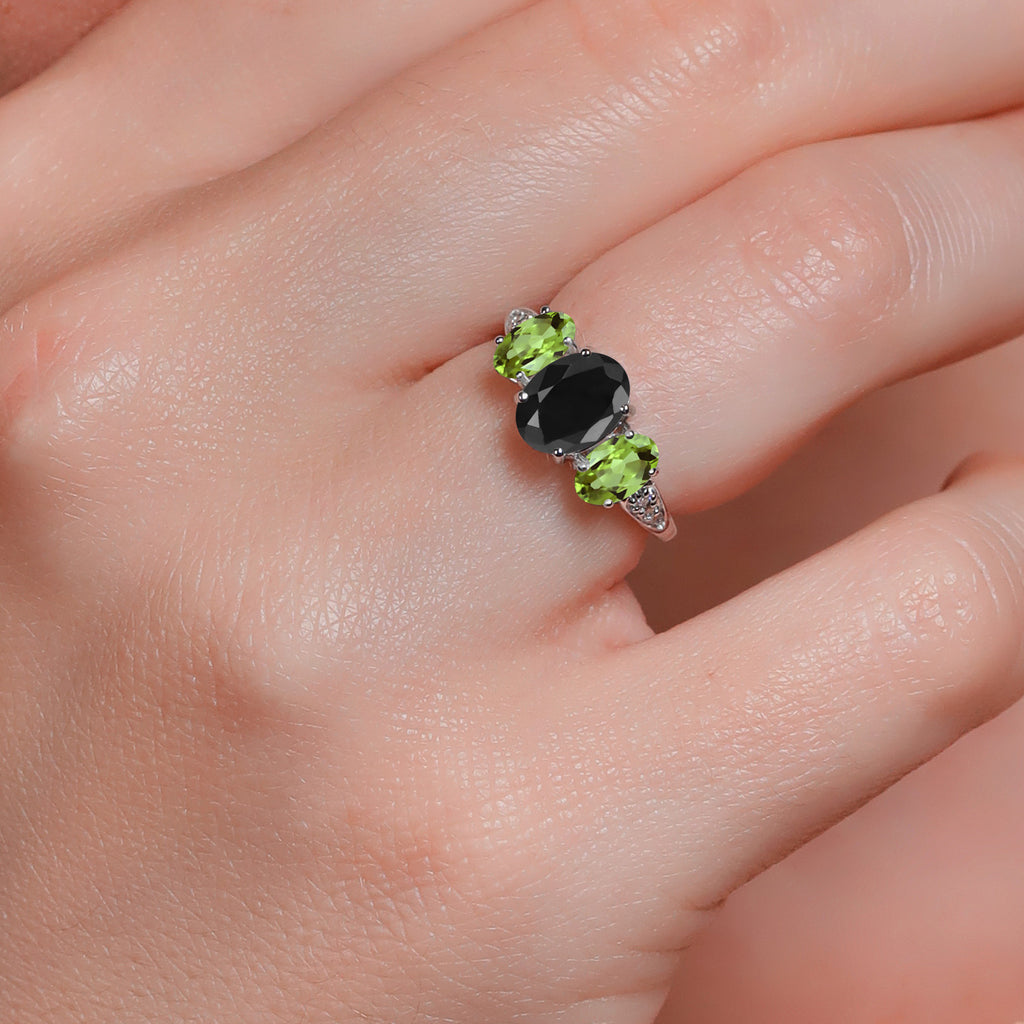 Ring in 10K White Gold