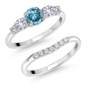 Ring in 10K White Gold