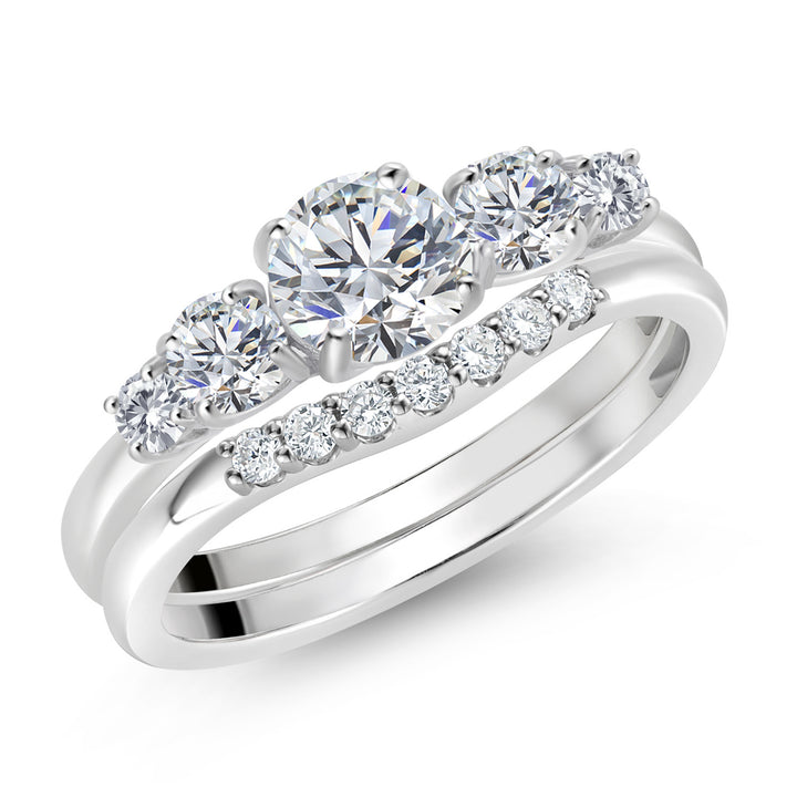 Ring in 10K White Gold