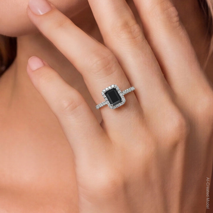 Ring in 10K White Gold