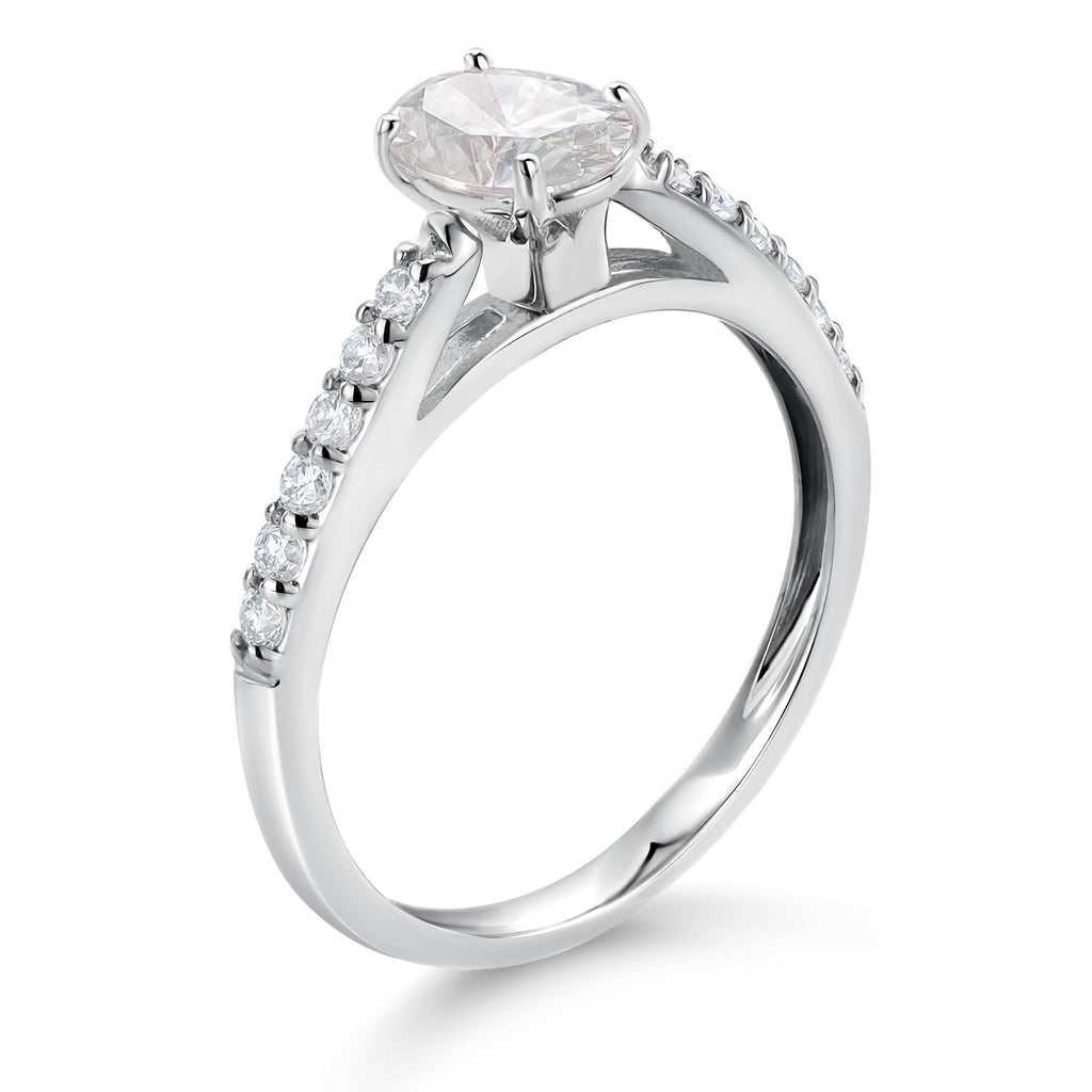 Ring in 10K White Gold