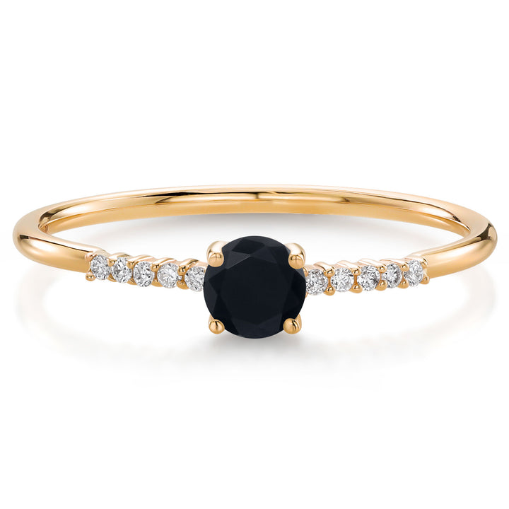 Onyx_5_Ring in 10K Yellow Gold