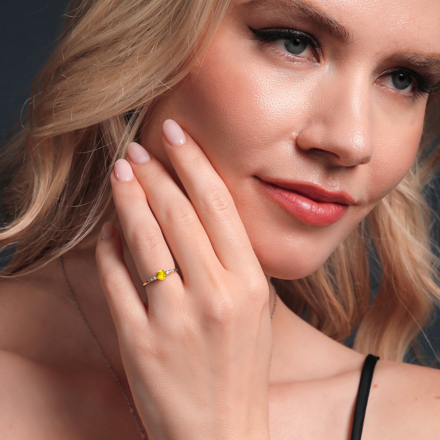 Ring in 10K Yellow Gold