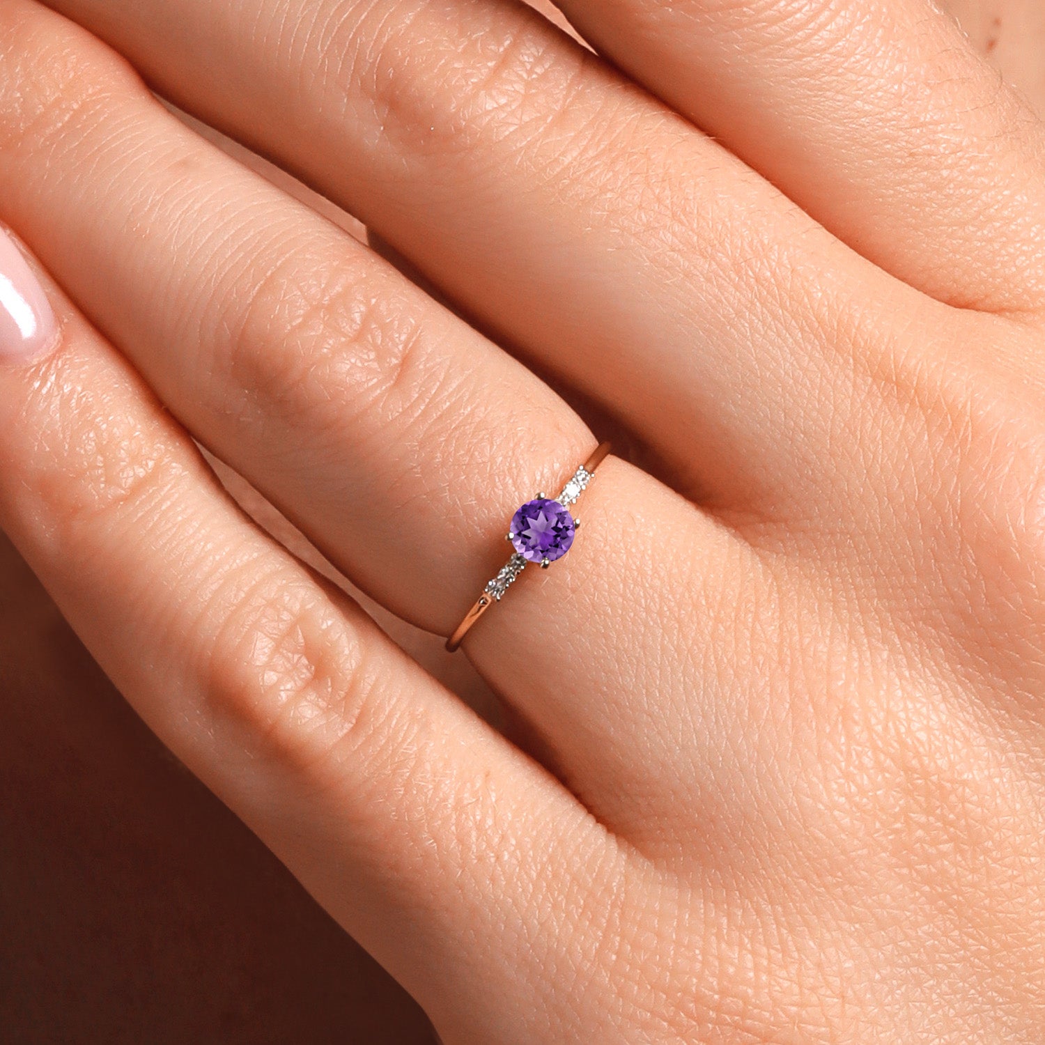 Amethyst - February_5_Ring in 10K Yellow Gold