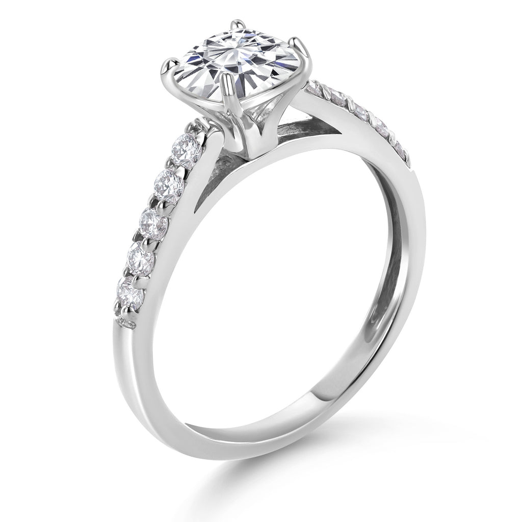 Moissanite and Lab Grown Diamond_5_Ring in 10K White Gold