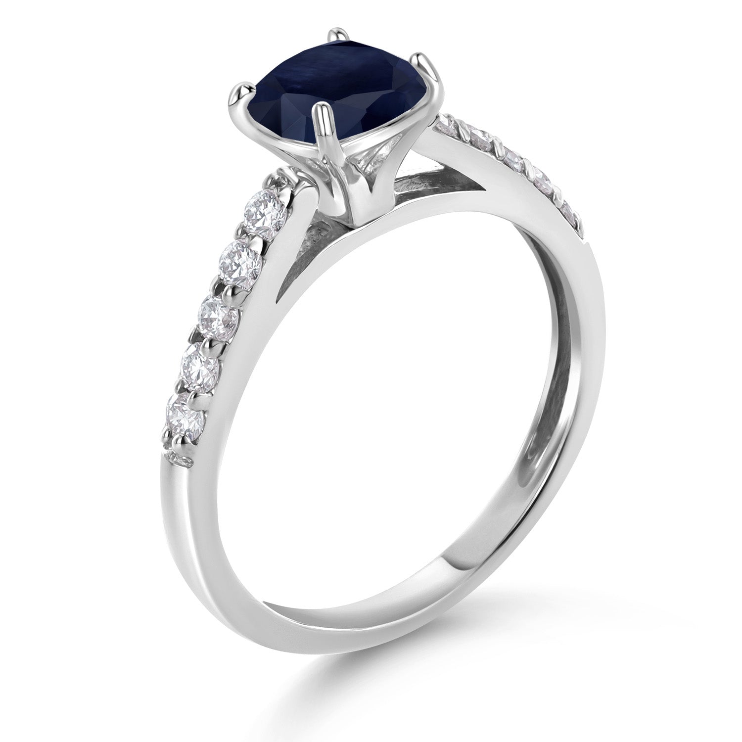 Ring in 10K White Gold