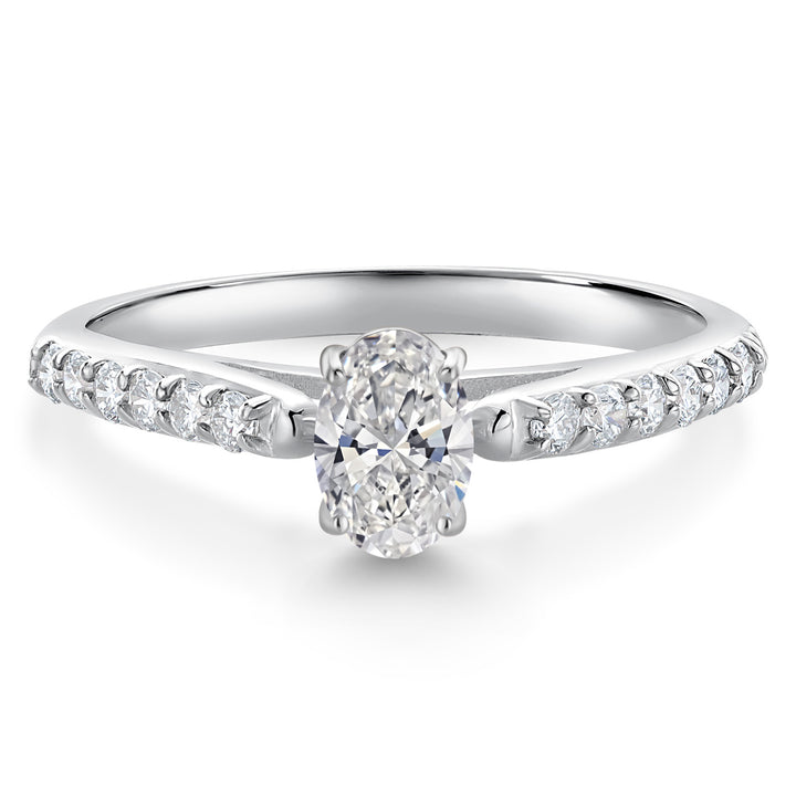 Ring in 10K White Gold