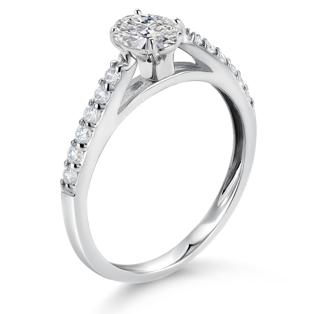 Ring in 10K White Gold