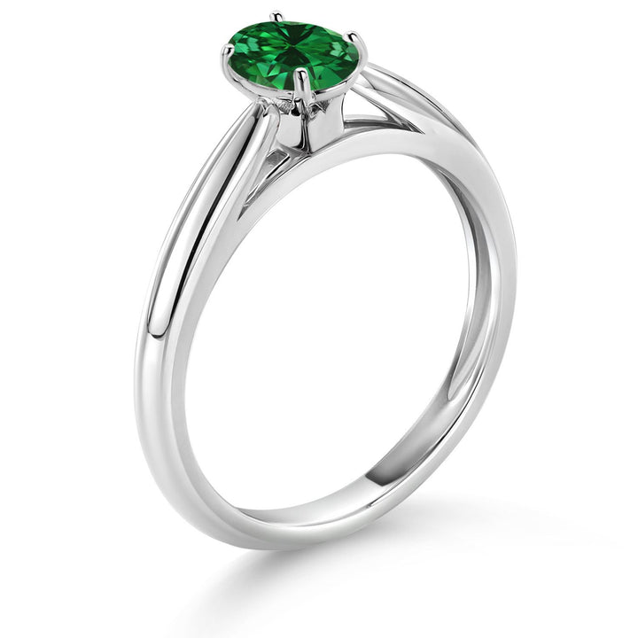 Ring in 10K White Gold