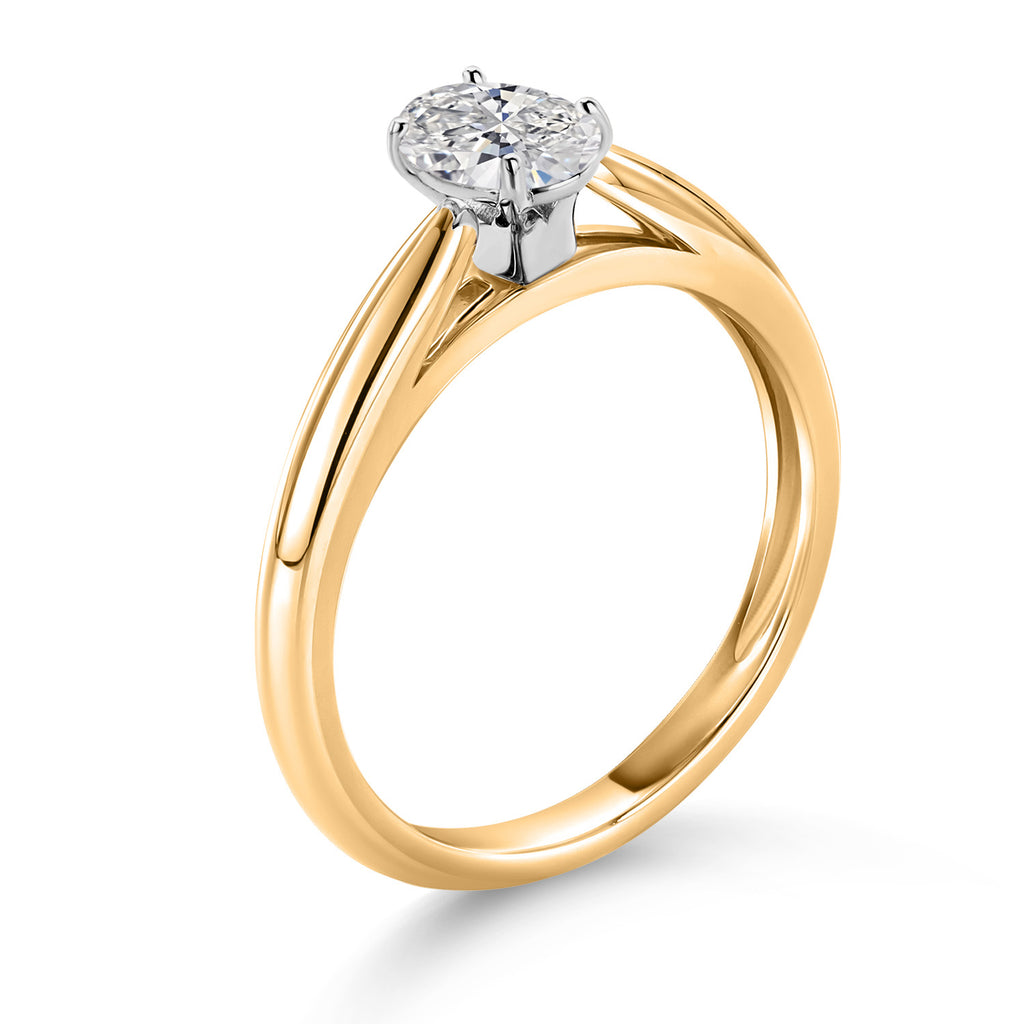 Ring in 10K Two Tone Gold