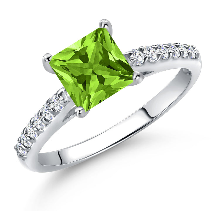 Peridot - August_5_Ring in 10K White Gold