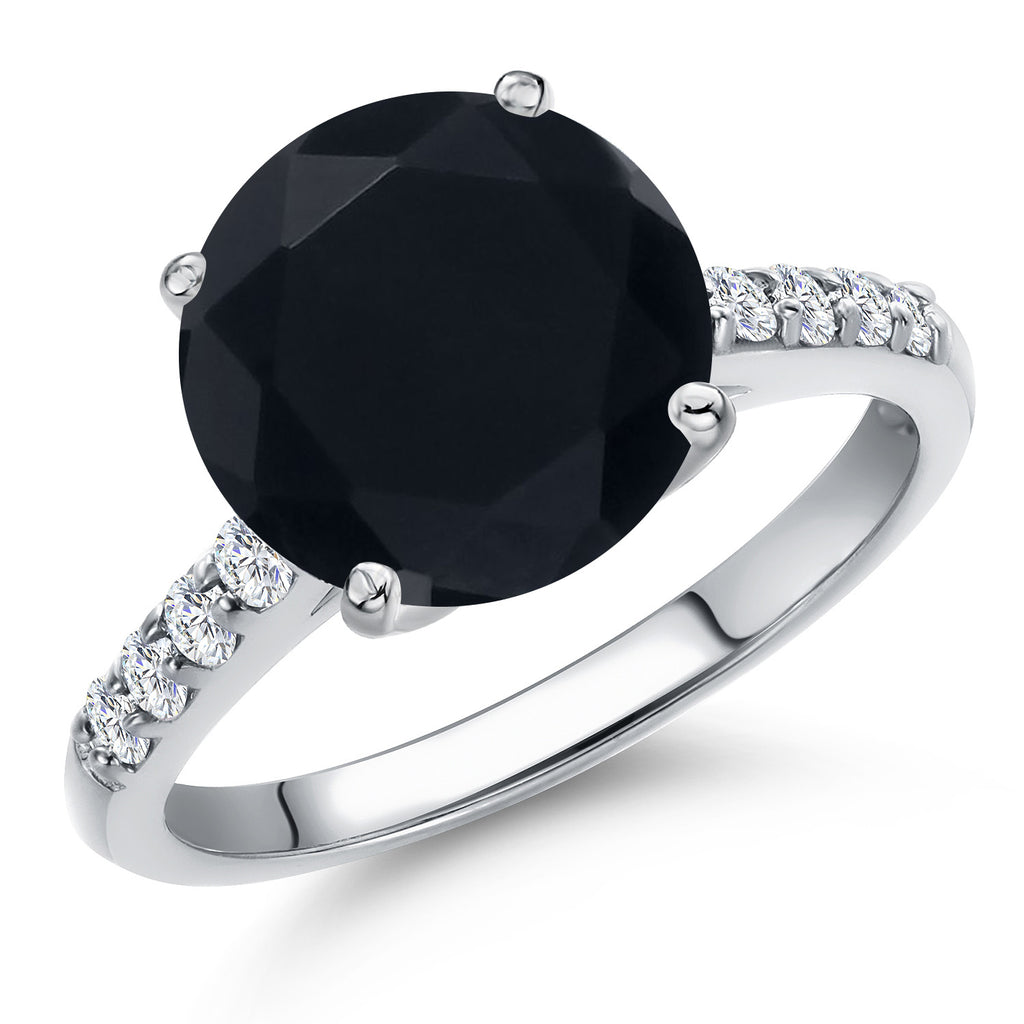 Onyx - December_9_Ring in 10K White Gold