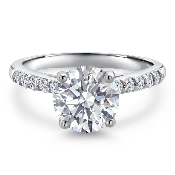 Ring in 10K White Gold